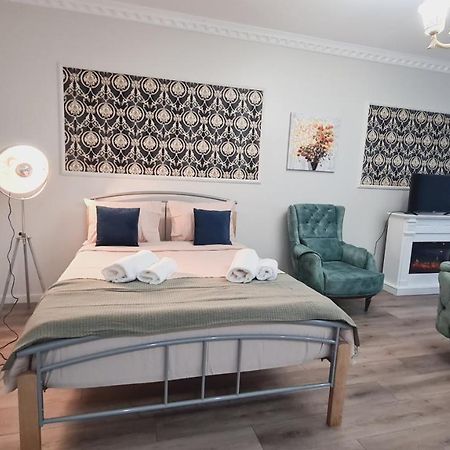 Апартаменти 5* Luxury Near Avram Iancu Sq New. Private Parking Клуж-Напока Екстер'єр фото