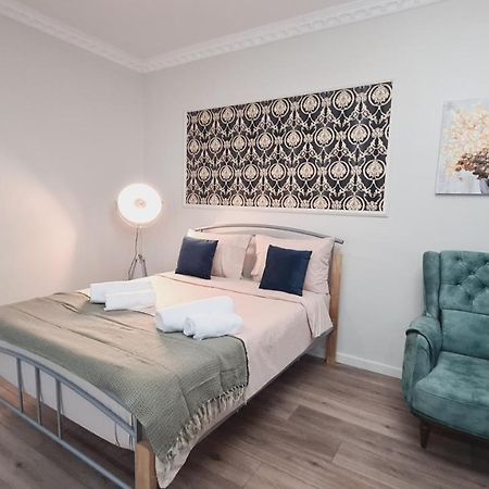 Апартаменти 5* Luxury Near Avram Iancu Sq New. Private Parking Клуж-Напока Екстер'єр фото