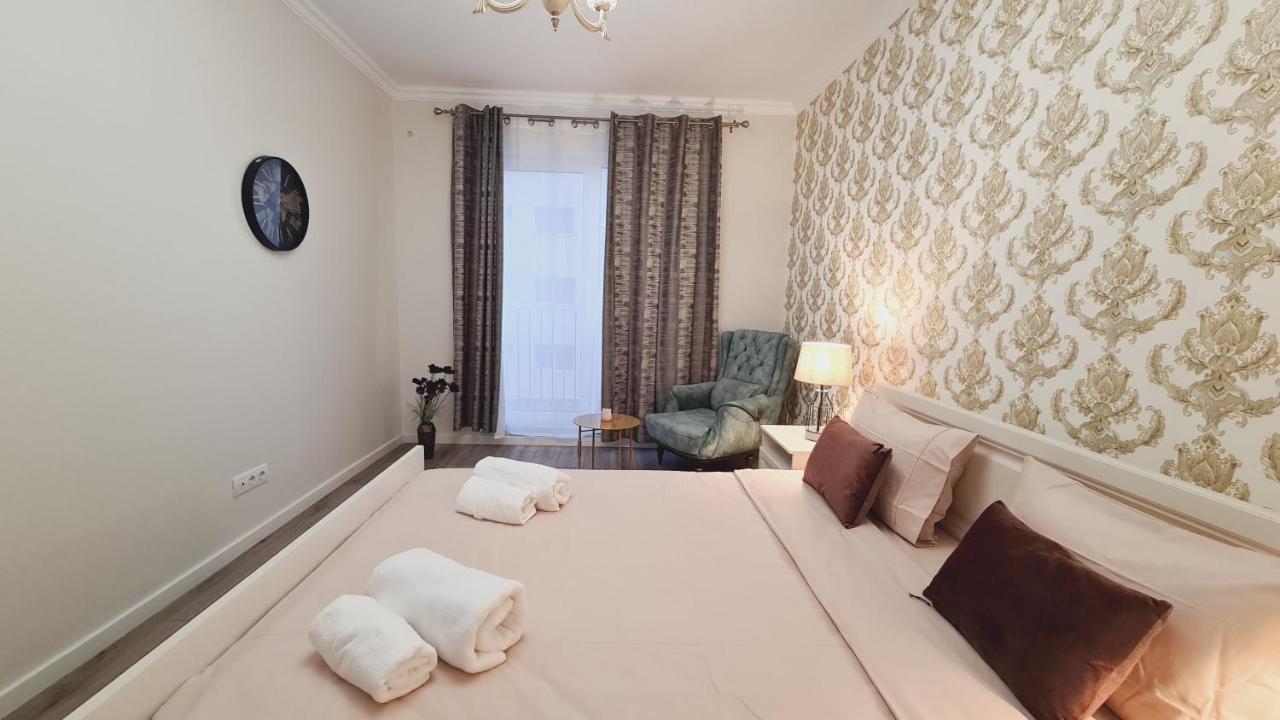 Апартаменти 5* Luxury Near Avram Iancu Sq New. Private Parking Клуж-Напока Екстер'єр фото