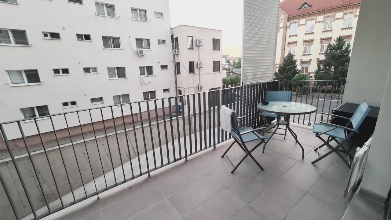 Апартаменти 5* Luxury Near Avram Iancu Sq New. Private Parking Клуж-Напока Екстер'єр фото