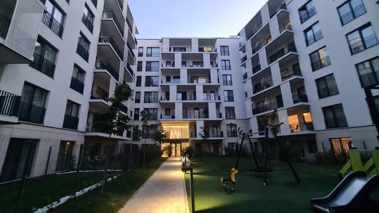 Апартаменти 5* Luxury Near Avram Iancu Sq New. Private Parking Клуж-Напока Екстер'єр фото