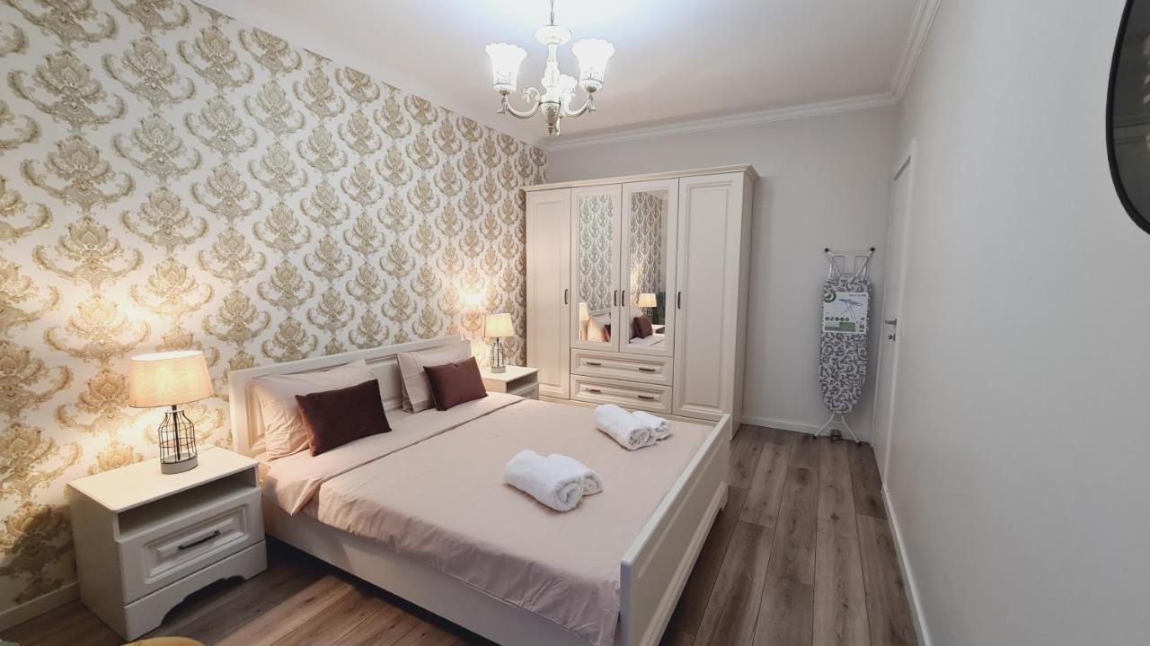 Апартаменти 5* Luxury Near Avram Iancu Sq New. Private Parking Клуж-Напока Екстер'єр фото